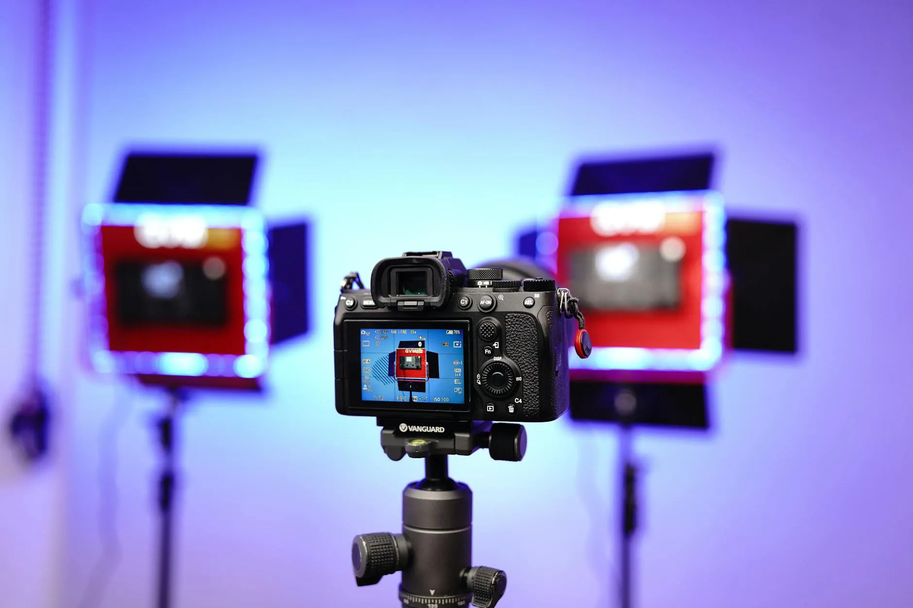 Sprzęt fotograficzny — kompletna checklist dla studia (2026)