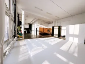 Kapsel Studio - studio fotograficzne Warszawa