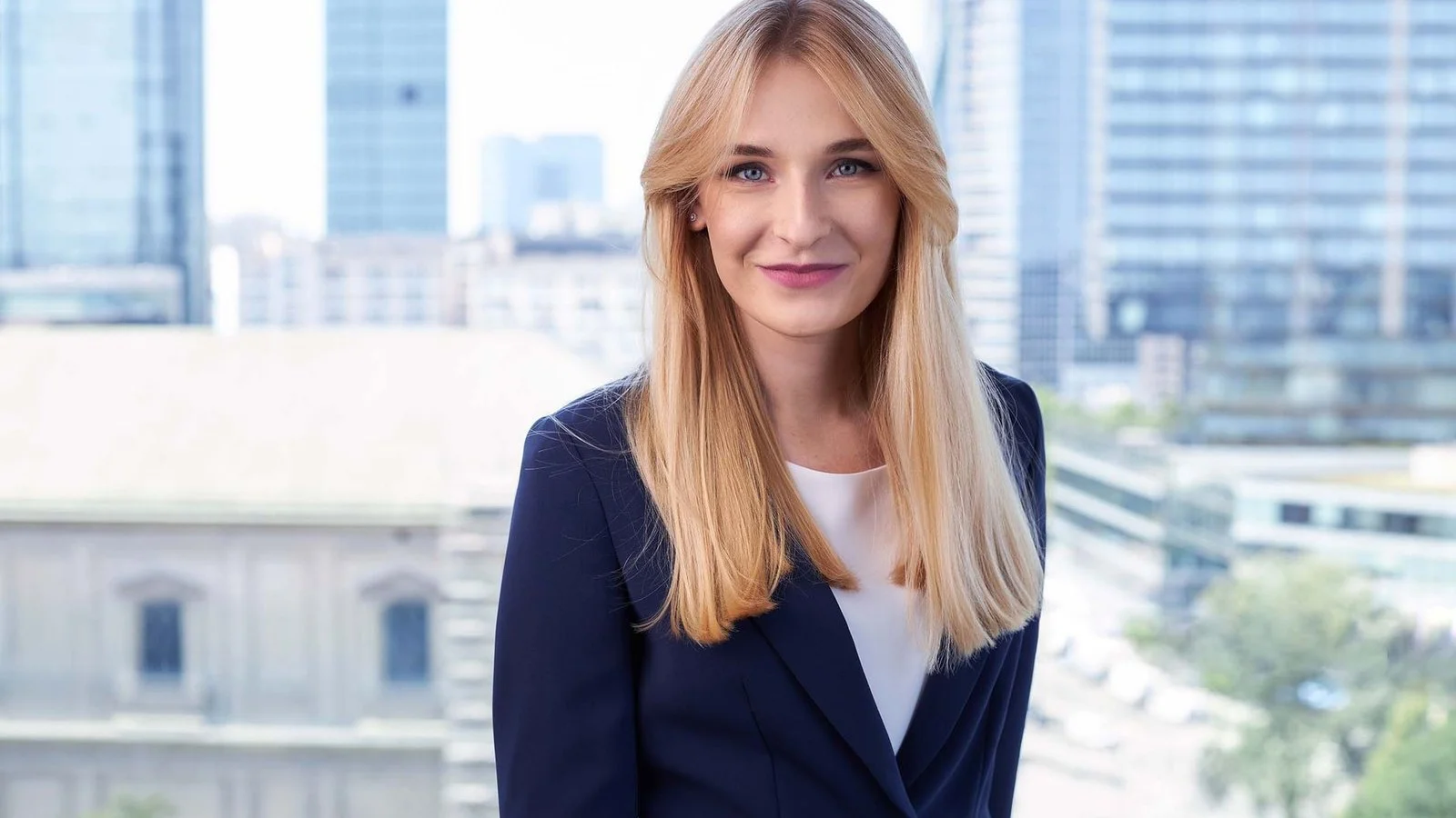 Jak zrobić zdjęcie do CV telefonem w domu